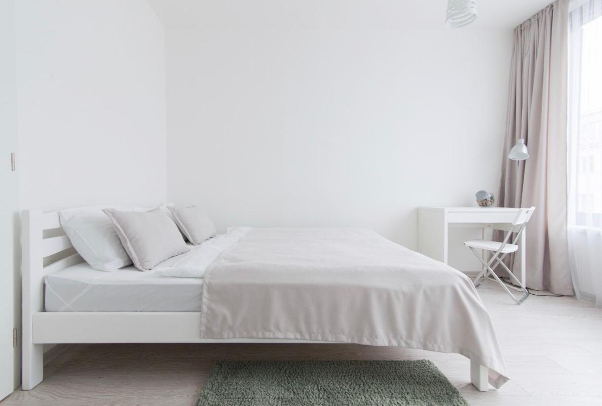 Free Parking In Garage Karolina Plazza, New Cosy Studio With All You Need Прага Экстерьер фото